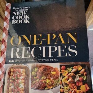 Better Homes And Gardens One-Pan Recipes Cookbook - Navy Cover